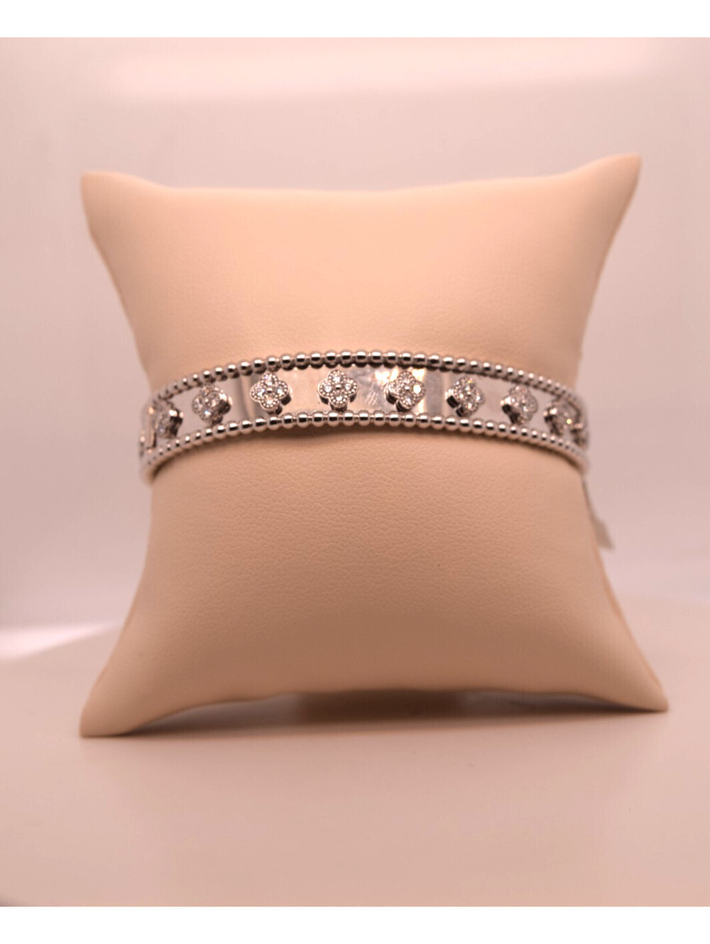 14K WHITE GOLD BRACELET .70 TCW